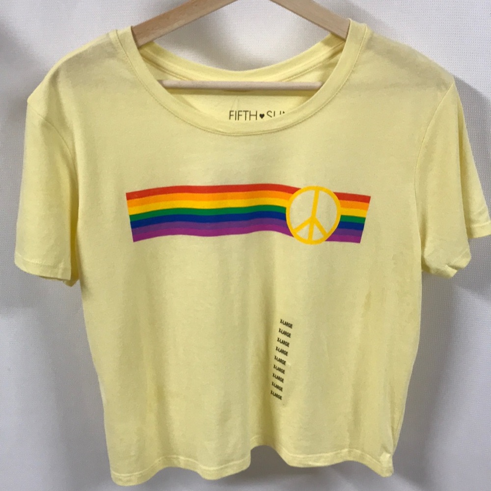 ✨HOST PICK  yelllw Crop Tee shirt Graphic Rainbow Tee NWT